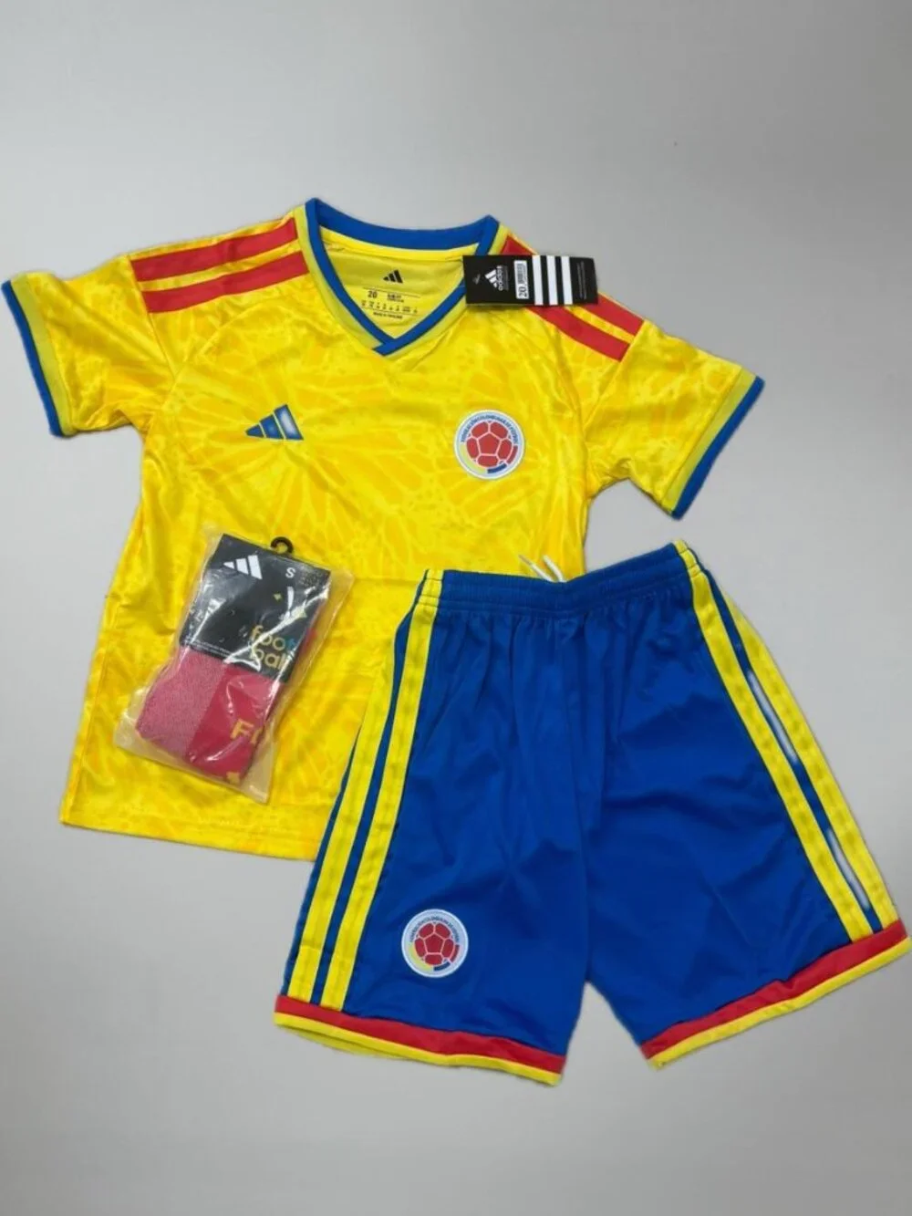 KIDS KIT COLOMBIA HOME 26/27 COMPLETE UNIFORM